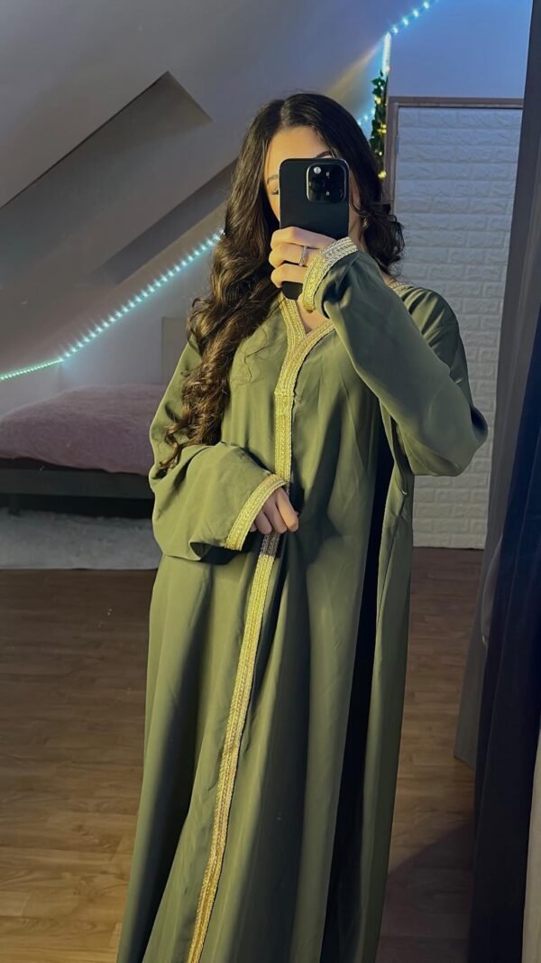 Abaya kaki Lima
